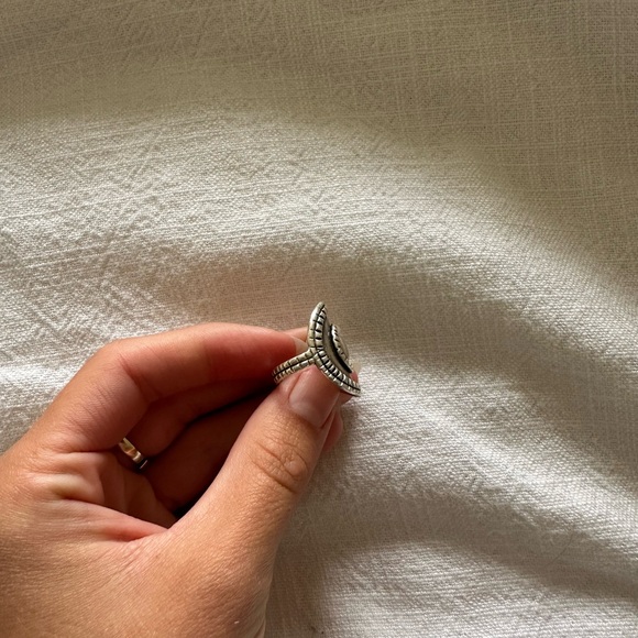 Round Ring- Size 6.5 - Picture 2 of 5